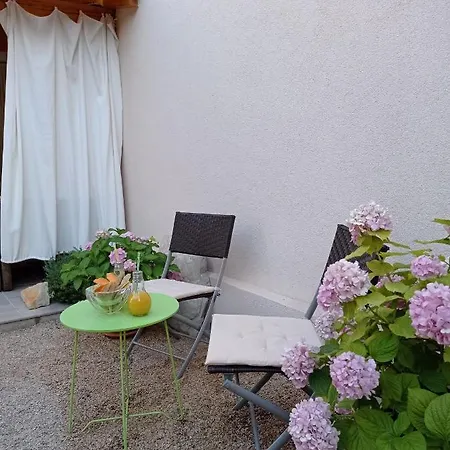 Kuca Za Odmor Eni **** * Sibenik