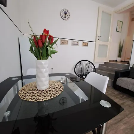 Holiday home Kuca Za Odmor Eni **** *