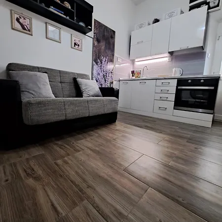 Kuca Za Odmor Eni **** Сasa de vacaciones