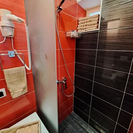 Semesterbostad Kuca Za Odmor Eni ****