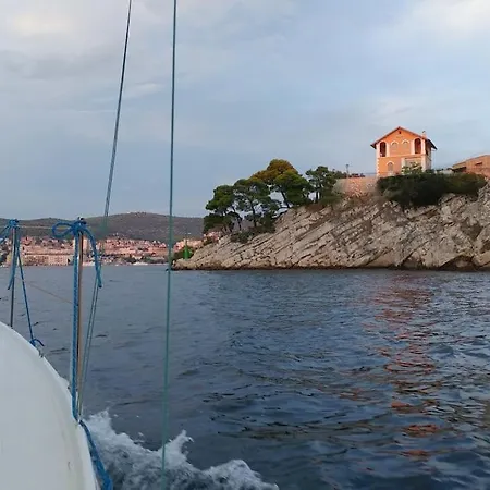 Kuca Za Odmor Eni **** Holiday home Sibenik