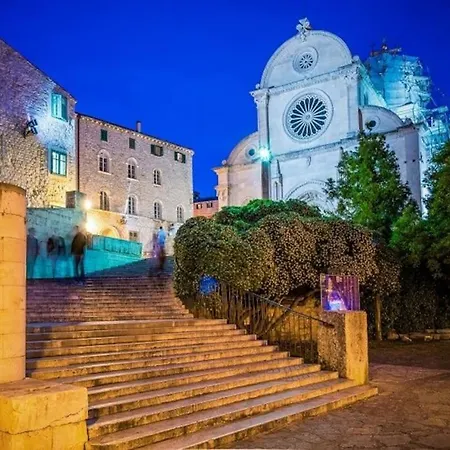 Semesterbostad Kuca Za Odmor Eni **** Šibenik